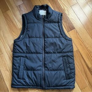Weatherproof Vintage Men's Dark Gray Puffer Flannel Lined Vest, Medium